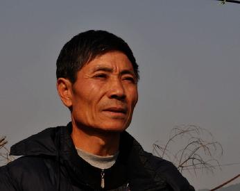 银刀开喉陶志柳 巧用草药美名扬.JPG